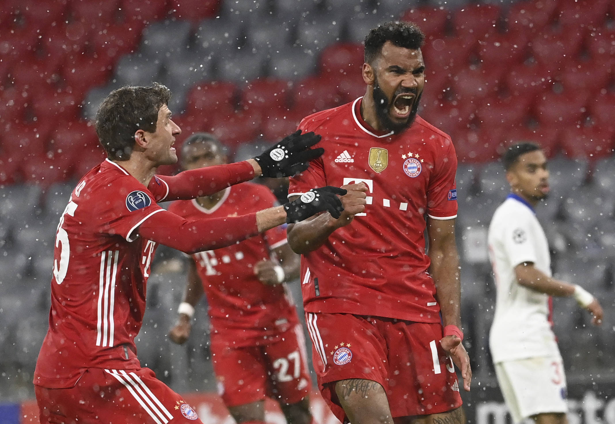 官方和三个媒体平台评选的2025中超最佳球员、教练、阵容对比（2025中超官方与三大媒体评选对比：最佳球员、教练与阵容）