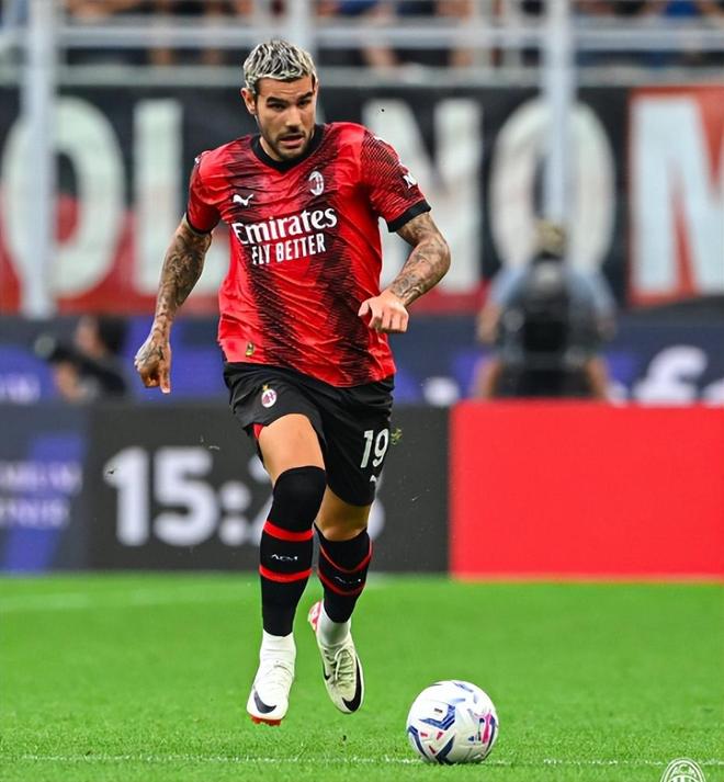 瑞典队体育总监：希望伊萨克尽快复出，在持续和利物浦沟通（瑞典队体育总监：盼伊萨克早日复出，正与利物浦保持沟通）