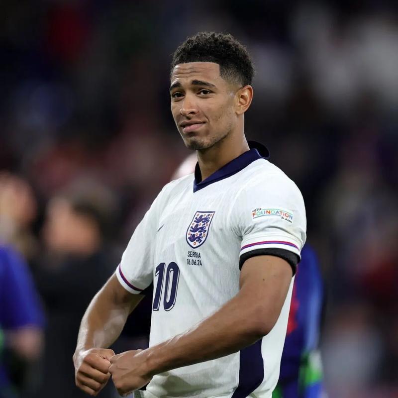 恒大足校3-1逆转申花，提前一轮夺得U15精英联赛冠军（恒大足校3-1逆转申花，提前一轮加冕U15精英联赛冠军）