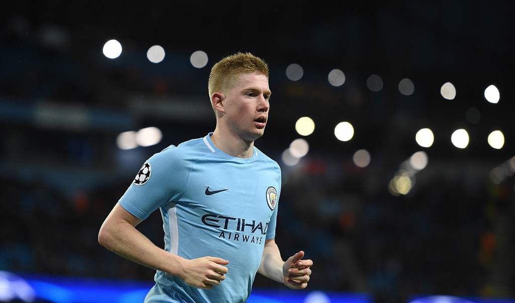 每体：桑托斯欠290万欧无力偿还，巴萨或借此机会锁定苏扎（每体：桑托斯拖欠290万欧难偿，巴萨或趁机锁定苏扎）